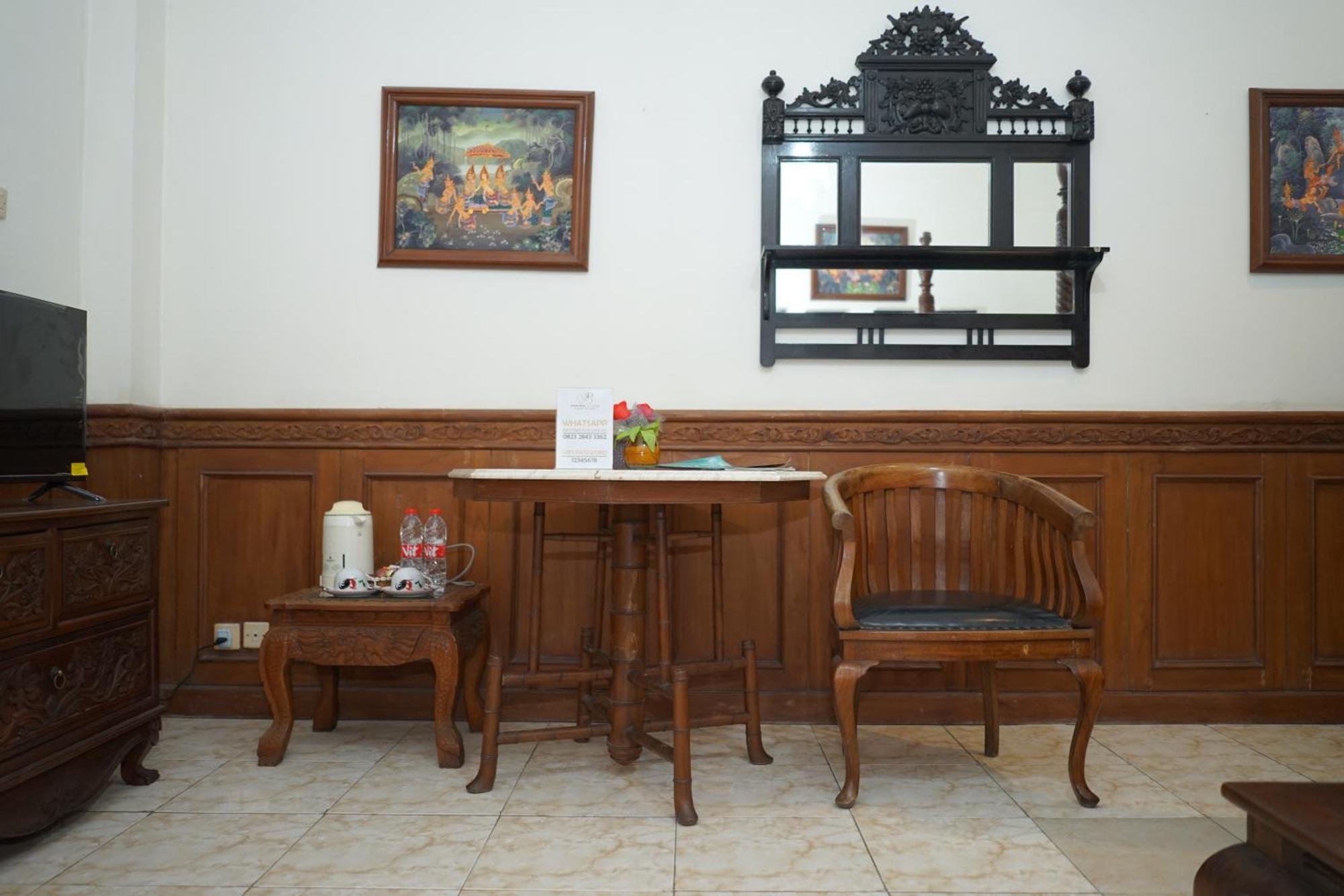 Rumah Pesik Art Heritage Gondowulung Εξωτερικό φωτογραφία