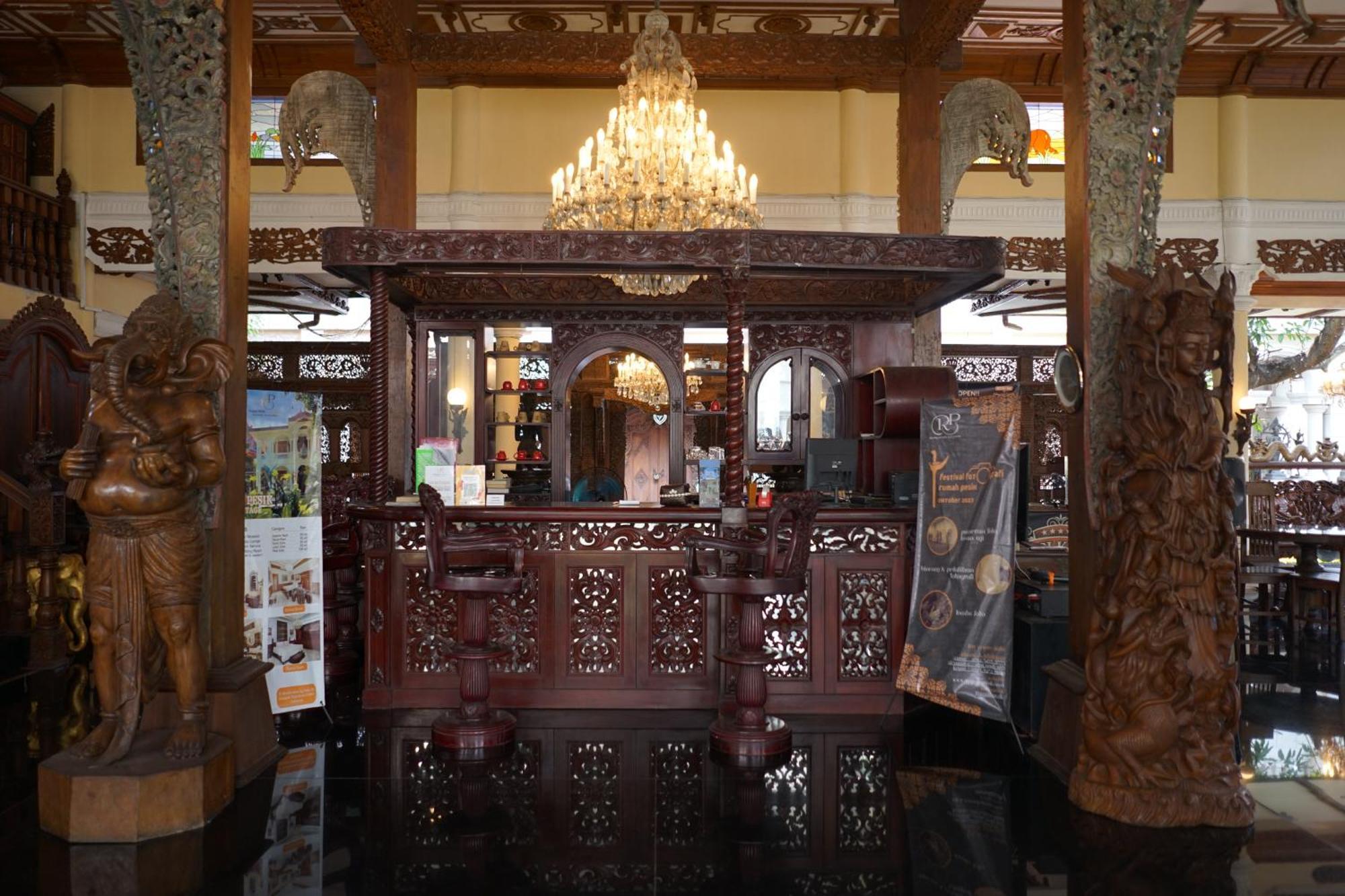 Rumah Pesik Art Heritage Gondowulung Εξωτερικό φωτογραφία